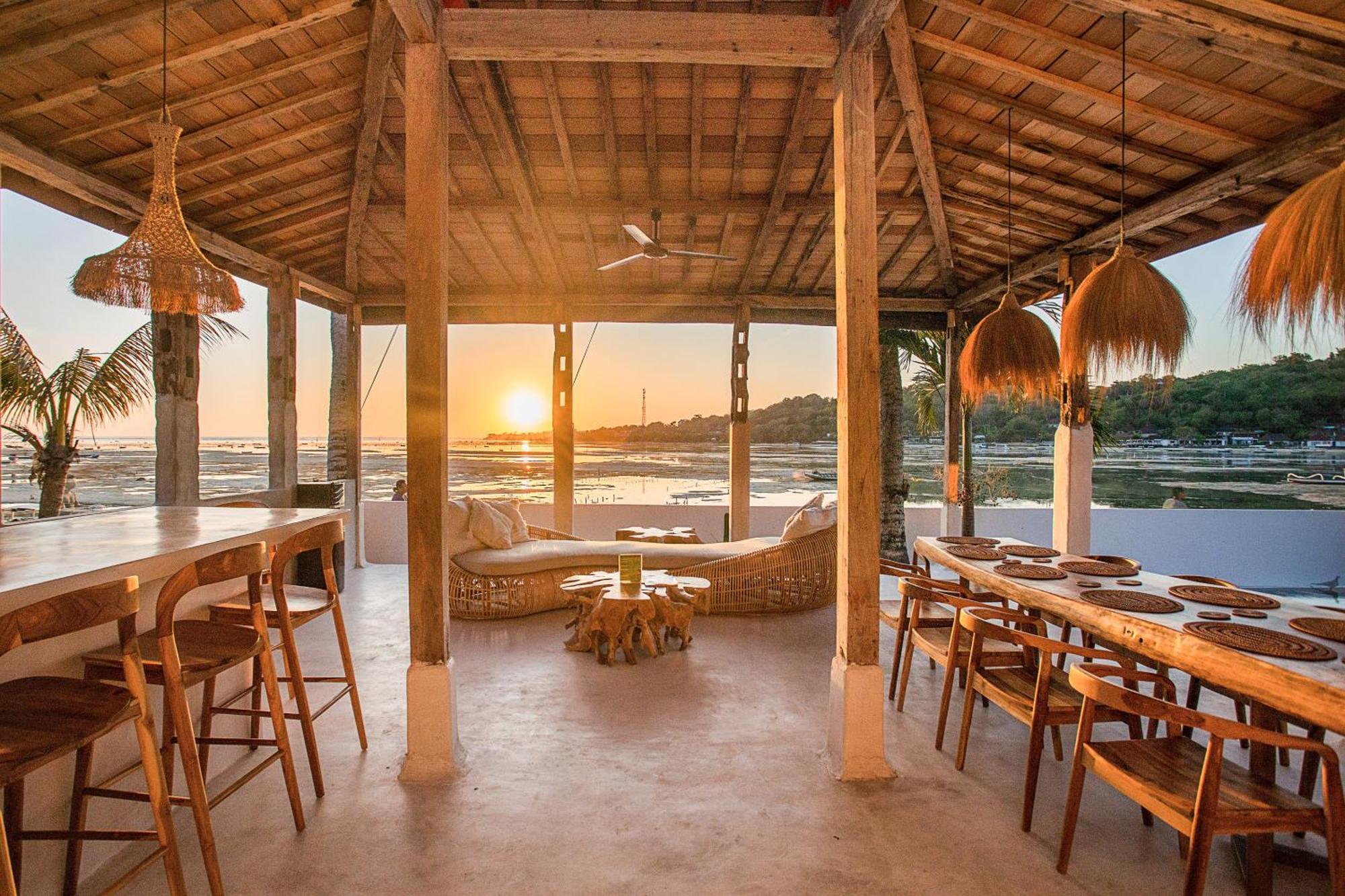 Sunset House Ceningan, 10 Person Beachview Private Villa 누사 렘봉안 외부 사진