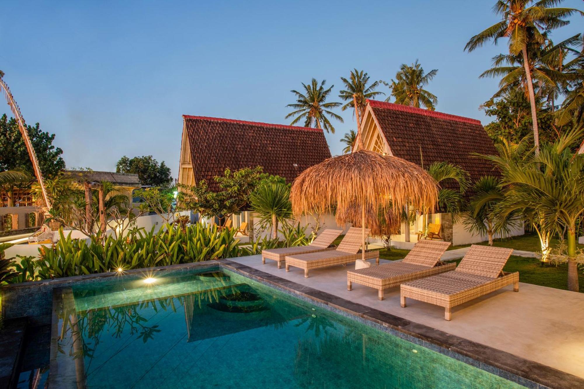 Sunset House Ceningan, 10 Person Beachview Private Villa 누사 렘봉안 외부 사진